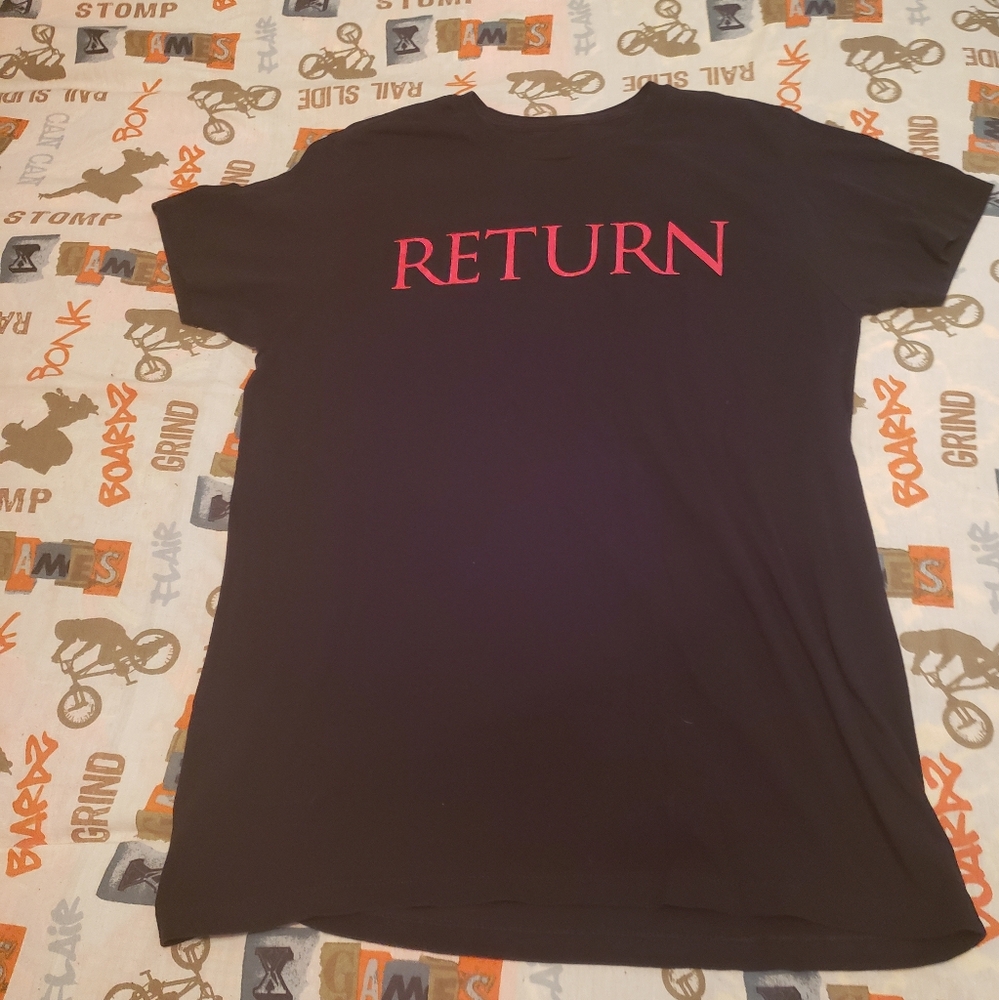 🎶 My Chemical Romance Return T-Shirt 🎸